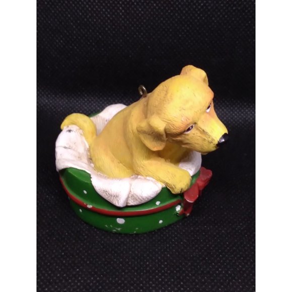 2009 AGC Cute Labrador Puppy In Gift Basket 2.25" Ornament Needs String - Picture 4 of 11